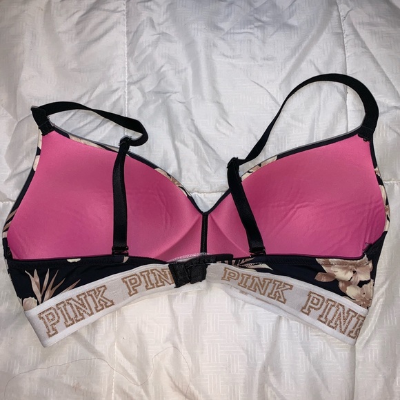 VS PINK BRA Wear Everywhere Wireless Lightly Lined - Picture 3 of 6